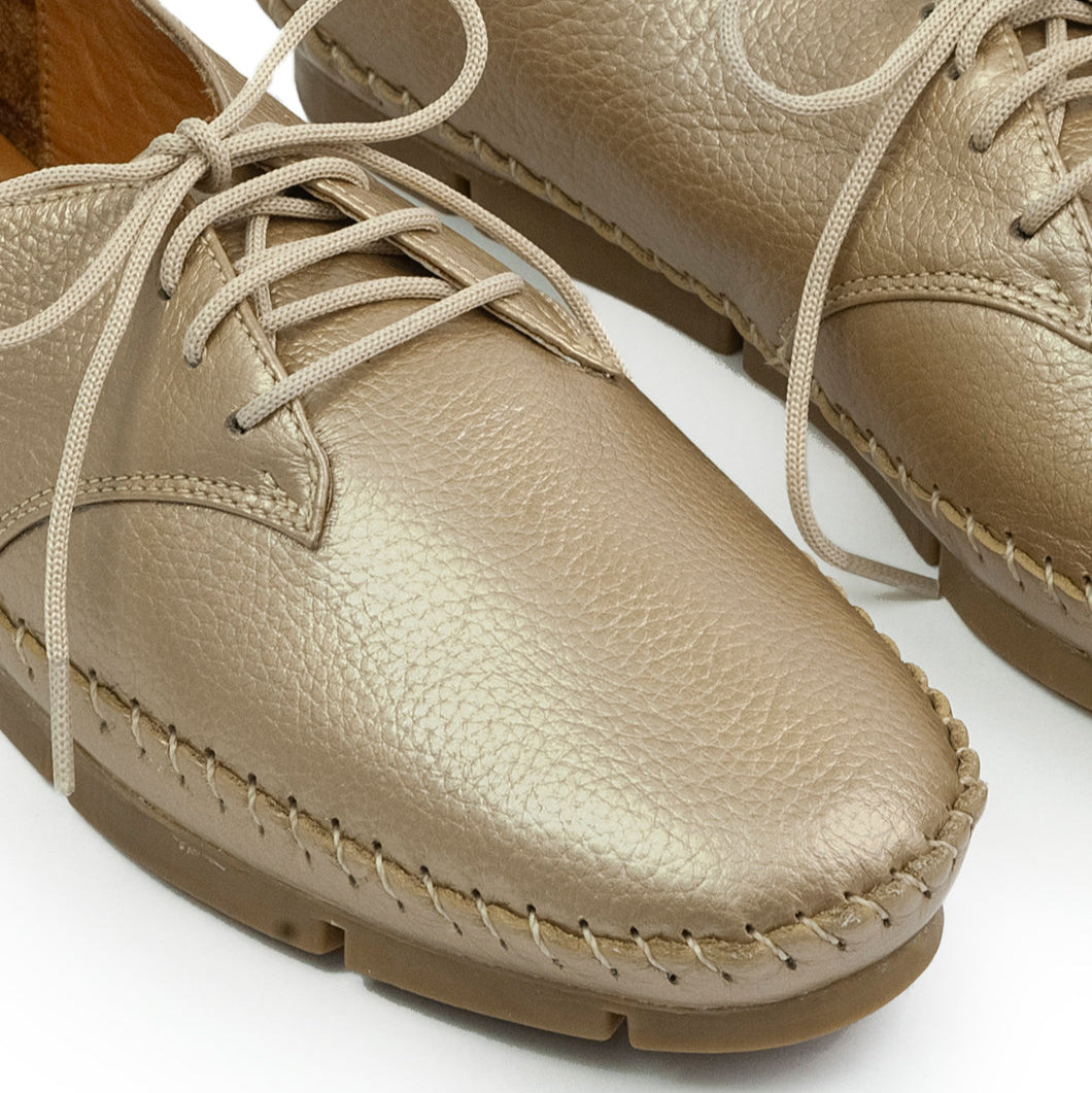Mocasin 1012 arena metal en cuero para mujer