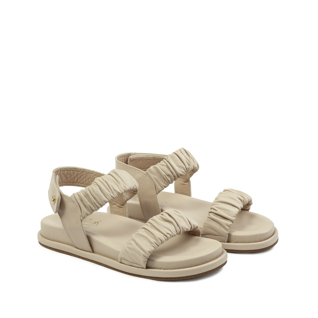 Sandalia Plana 1090-03 en cuero para mujer