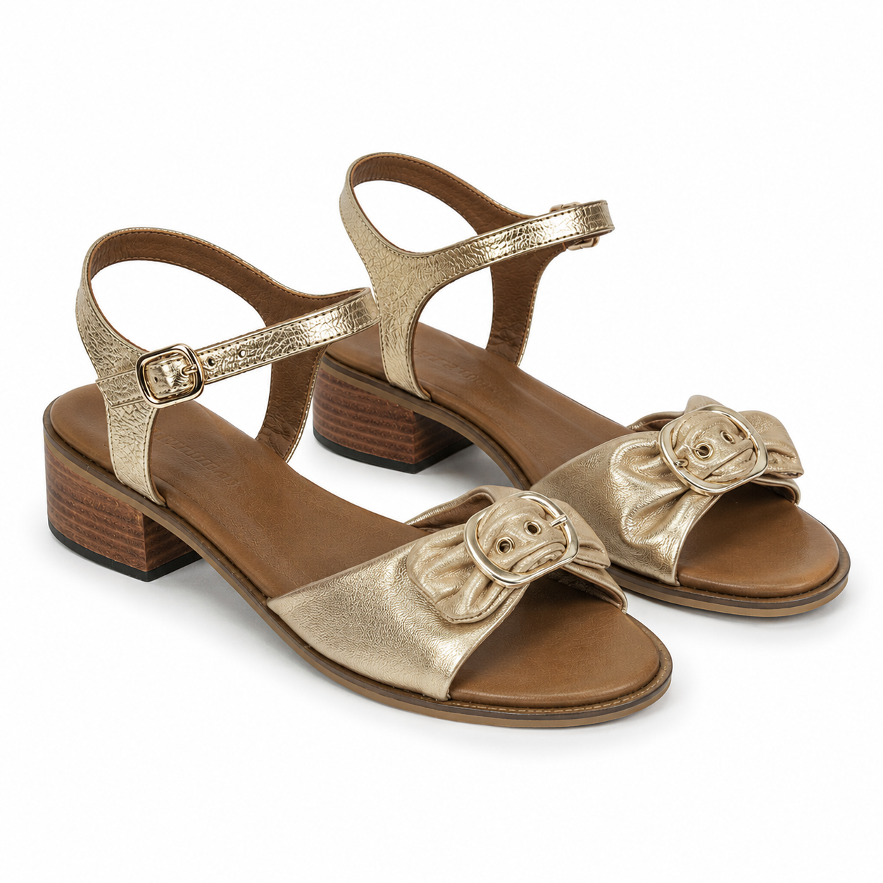 Sandalias de tacon bajo en cuero dorado con banda fruncida y hebilla decorativa Sebastian & Salvatore