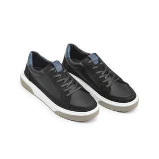 Casuales 2143 de cuero para hombre en negro, vista tres cuartos del par