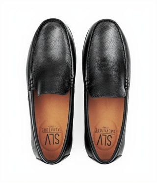 Mocasines 2225 de cuero para hombre, detalle de la costura de moc