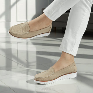 Mocasín 40-Liso de cuero para mujer color Capuchino, puestos, otra vista