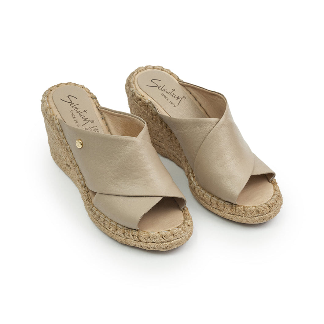 Plataforma Cuero Mujer  4390