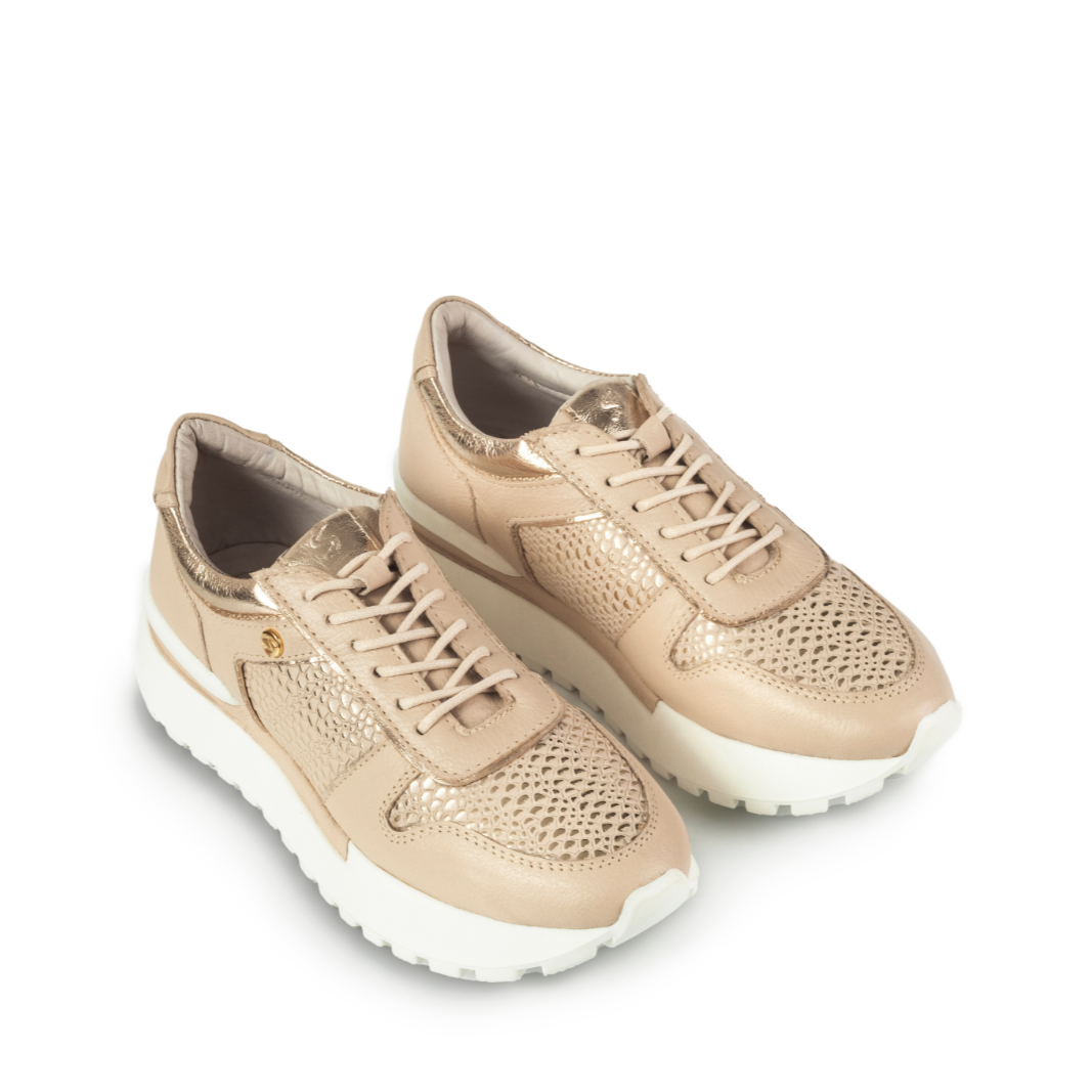 Deportivo Pretty de Cuero para mujer