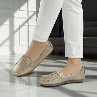 Mocasín 6002 Trenza de cuero para mujer color Luna, puestos