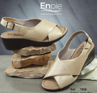 Sandalia de cuña 7858 de cuero para mujer color Champaña, otra vista angular