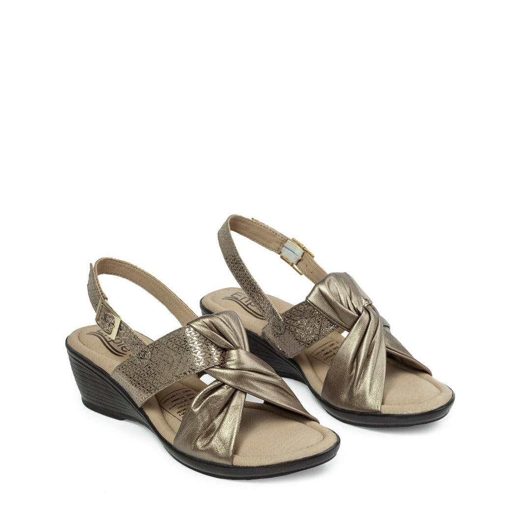 Sandalia Tacon 7890 de cuero para mujer
