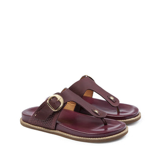 Sandalia plana 801-04 de cuero para mujer color Vino, vista angular del par