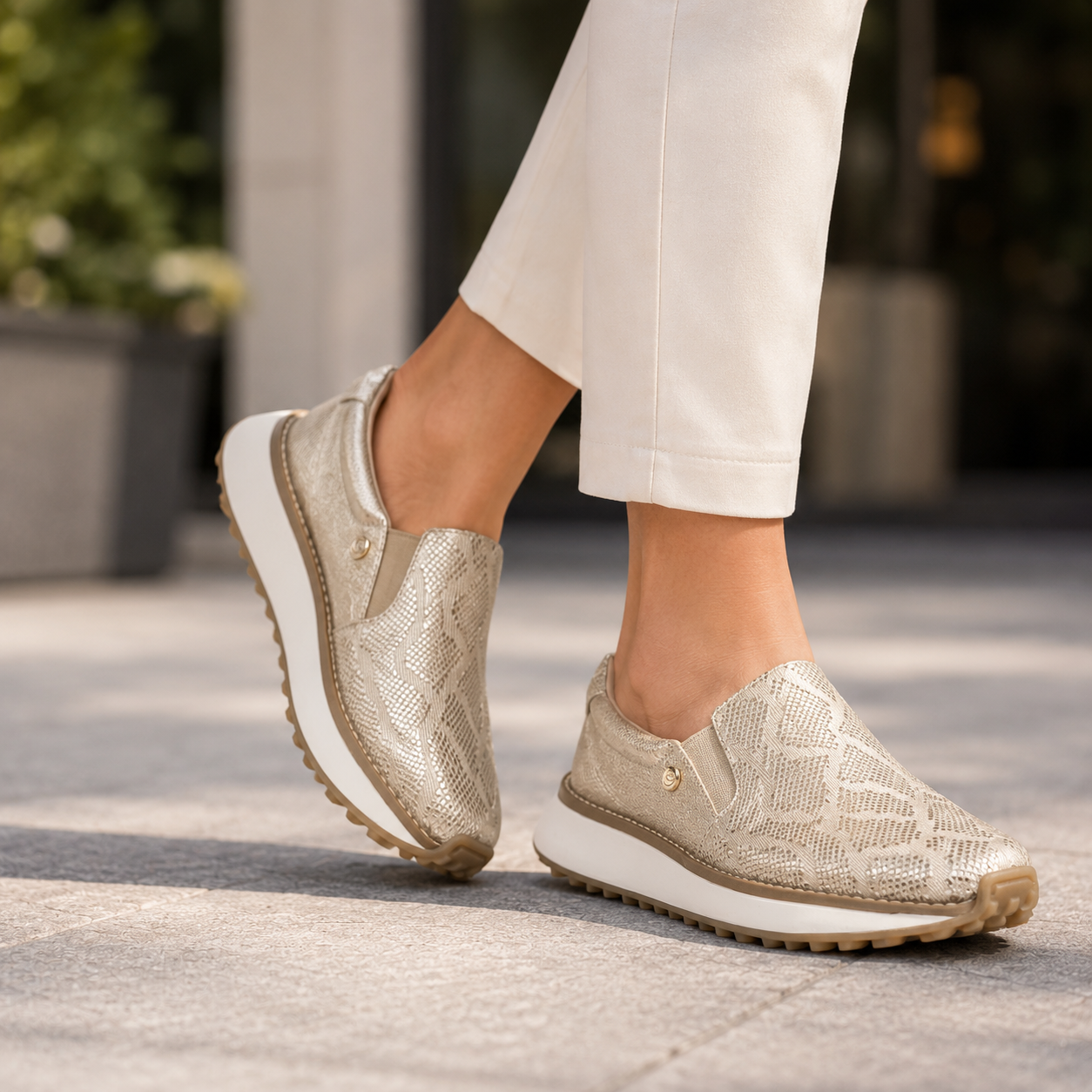 Deportivo Vans Renata en cuero Mujer