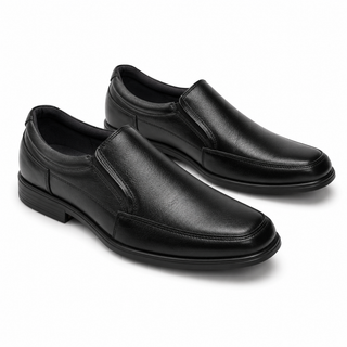 Formales 4206 de cuero para hombre en negro, vista tres cuartos del par