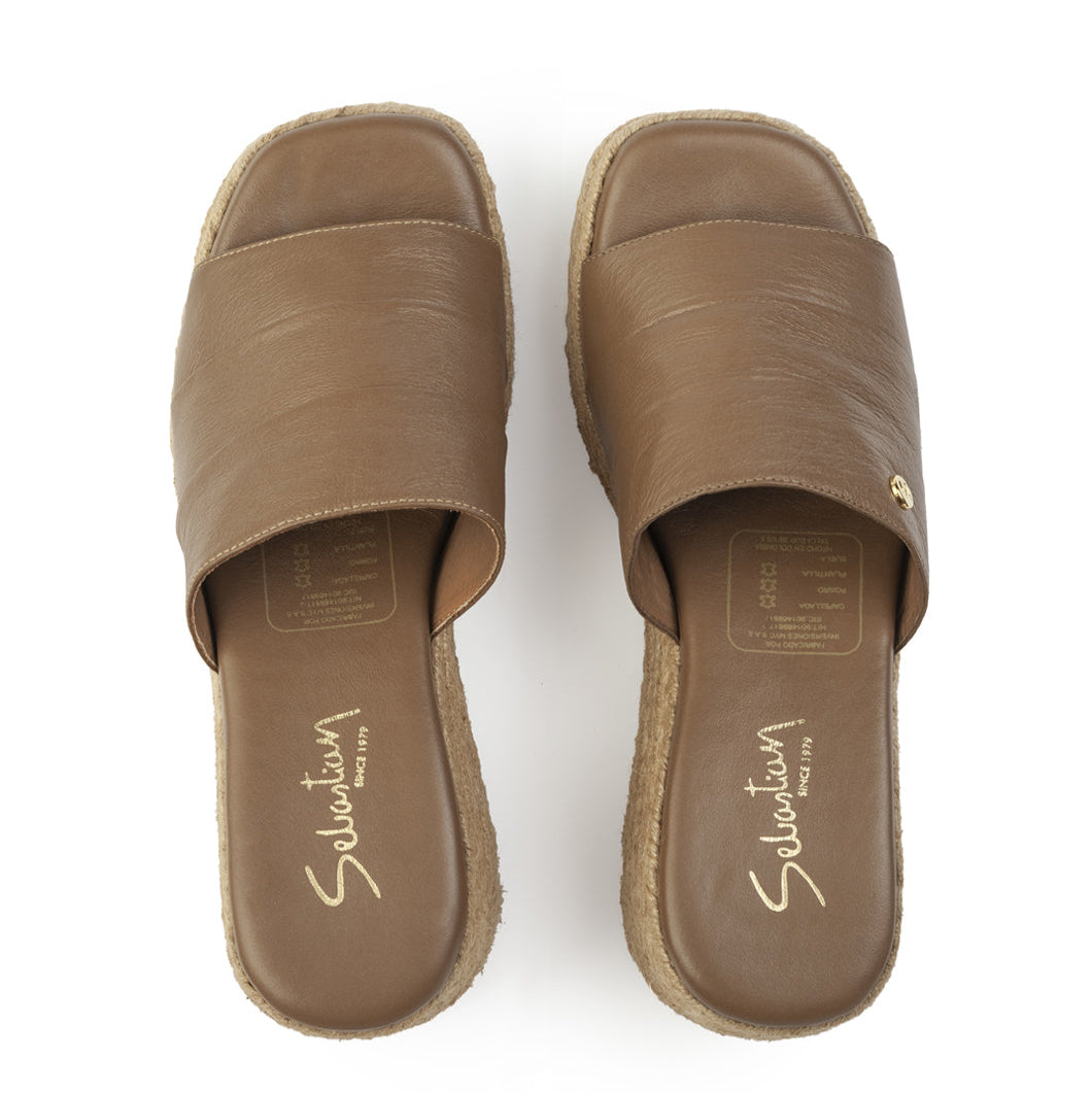 Sandalia Plataforma Margarita Cuero para Mujer