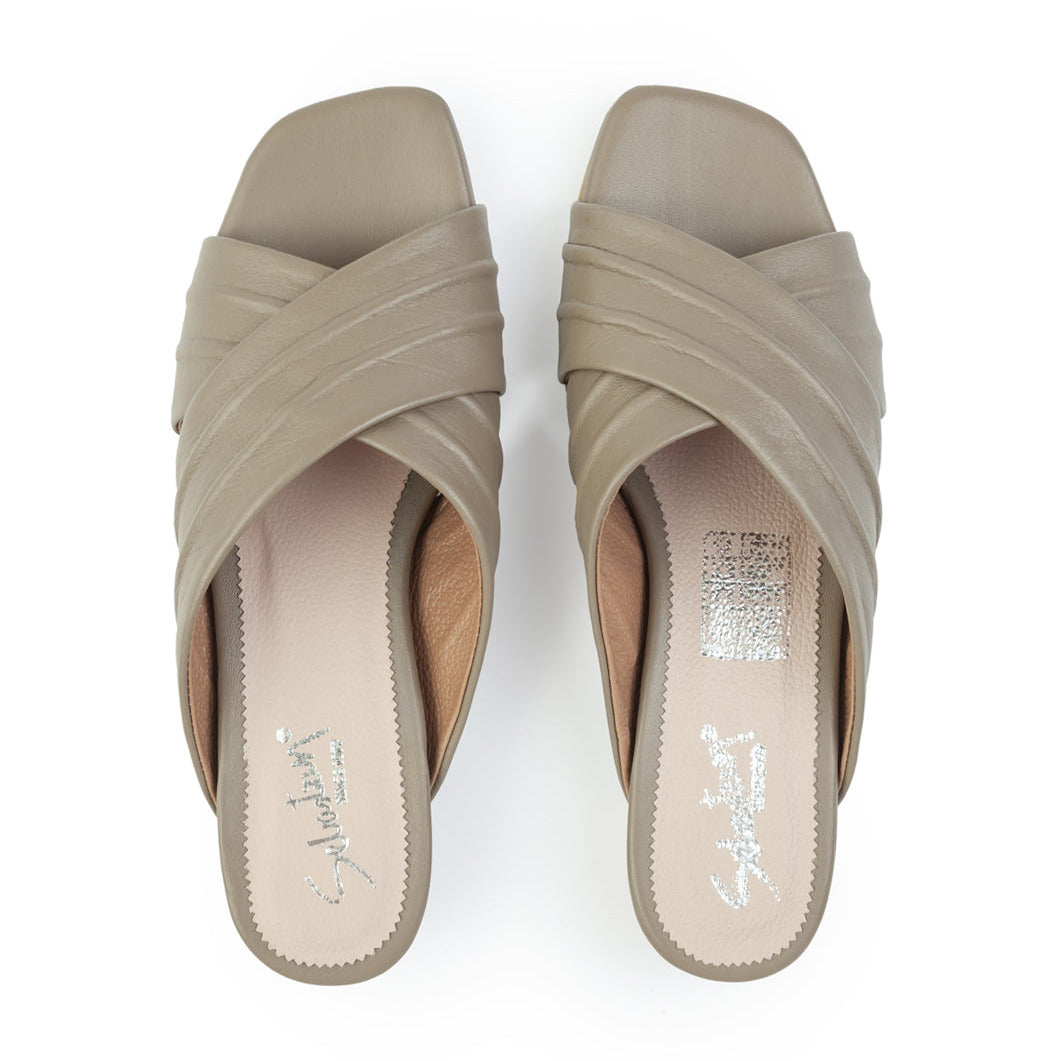 Sandalia Paula En Cuero