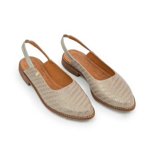 Baleta slingback 5127 para mujer color Taupe, vista angular del par – Sebastian & Salvatore