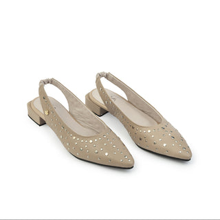 Baleta slingback Carlota 02 de cuero para mujer color Capuchino, vista angular del par – Sebastian & Salvatore