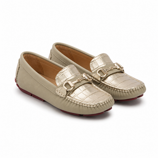 Mocasines H529 de cuero para mujer color Maní, vista angular del par – Sebastian & Salvatore