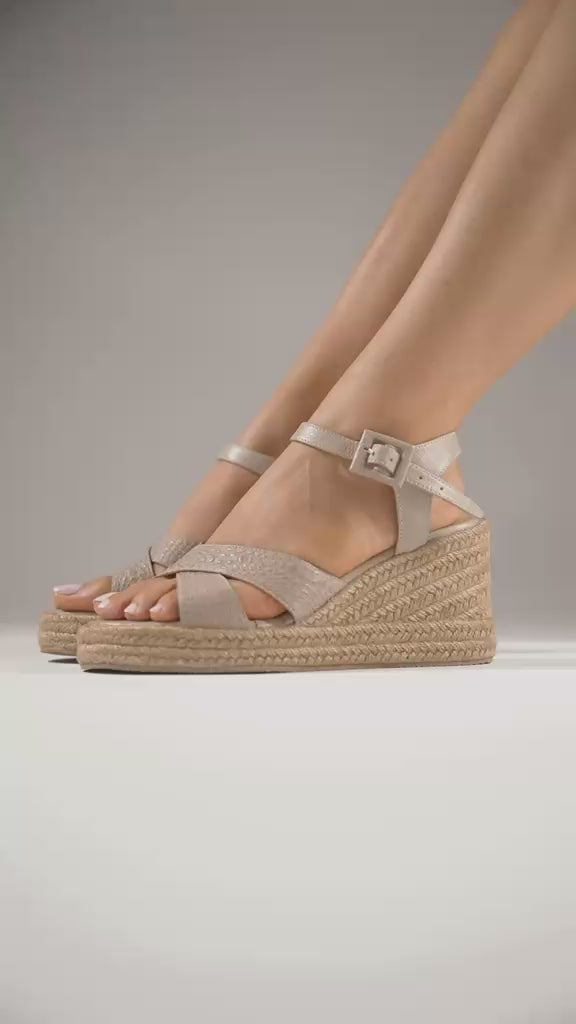 Sandalia Plataforma 9398 en cuero para mujer