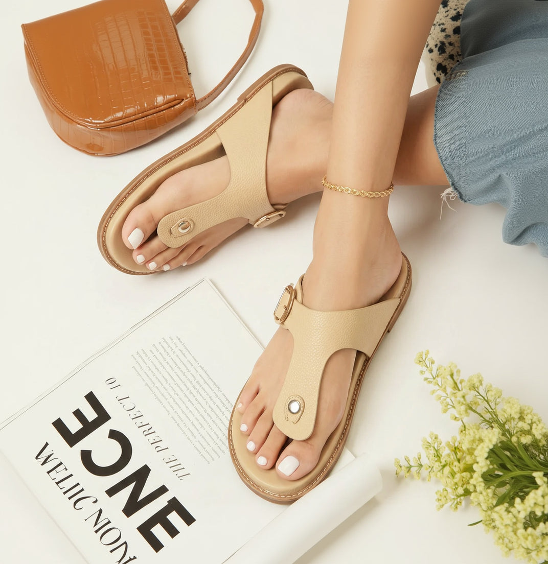 Sandalia plana 801-04 de cuero para mujer color Maní, puestas