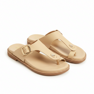 Sandalia plana 801-04 de cuero para mujer color Maní, vista angular del par – Sebastian & Salvatore