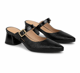 Zapatos de tacón 771 de cuero para mujer color Negro, vista angular del par – Sebastian & Salvatore